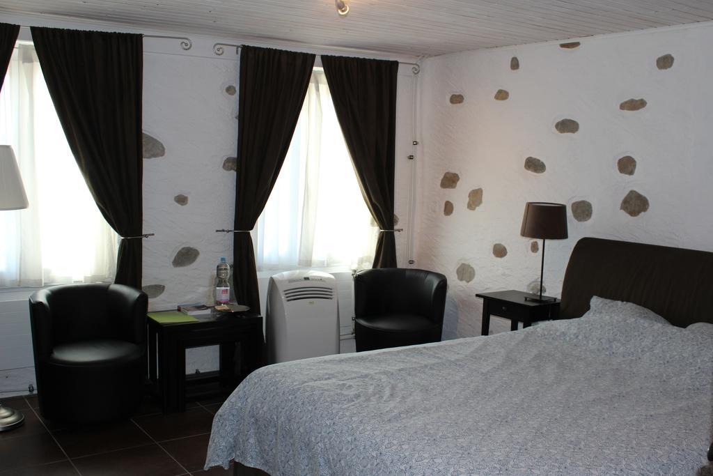 Au Coeur Du Vignoble Sur Bursins Bed and Breakfast Εξωτερικό φωτογραφία